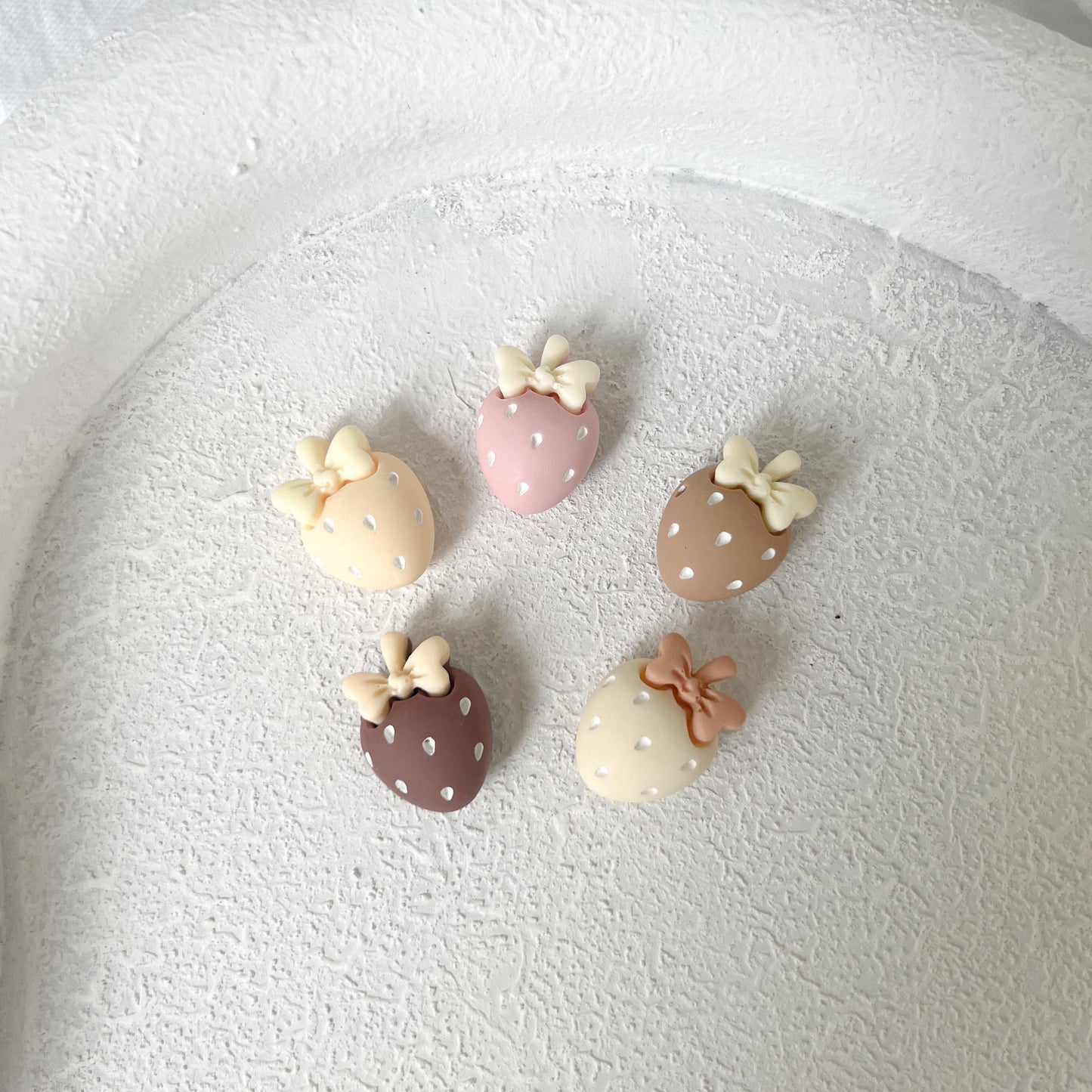 Strawberry Mini Magnets - Lumi Magnets