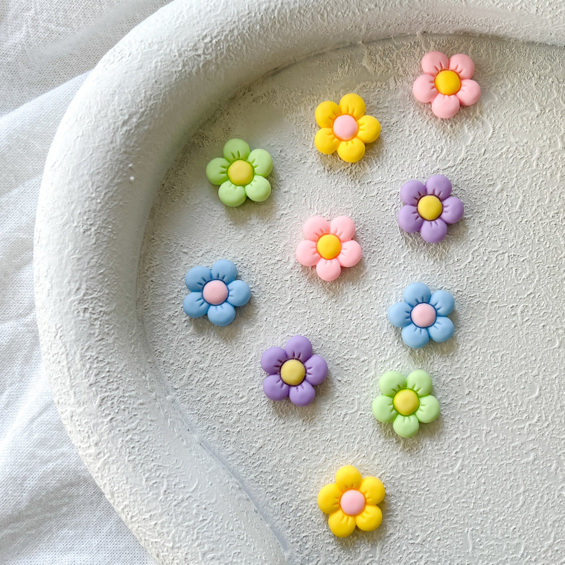 Pastel flowers mini magnets